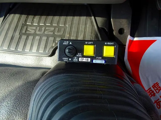 いすゞ フォワード 2RG-FRR90S3(2WD)の写真16