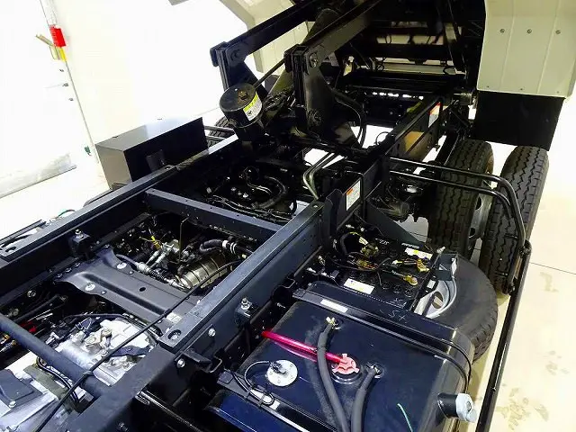 いすゞ フォワード 2RG-FRR90S3(2WD)の写真36