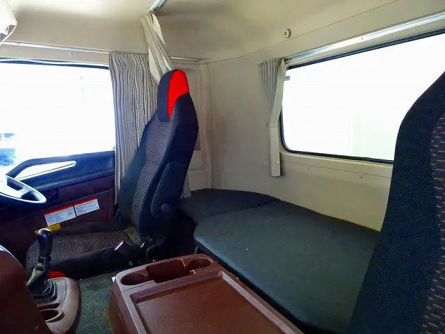 日野 プロフィア 2DG-FS1AGA(6x4)の写真10