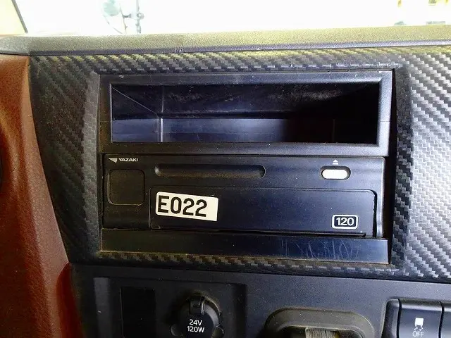 日野 プロフィア 2DG-FS1AGA(6x4)の写真13