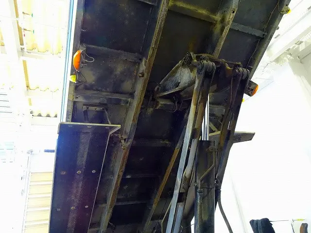 日野 プロフィア 2DG-FS1AGA(6x4)の写真36