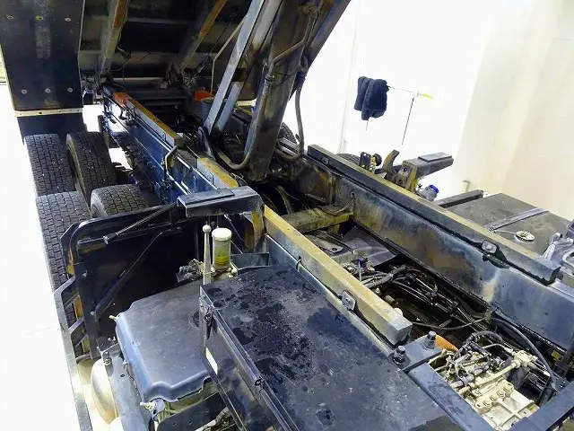 日野 プロフィア 2DG-FS1AGA(6x4)の写真37