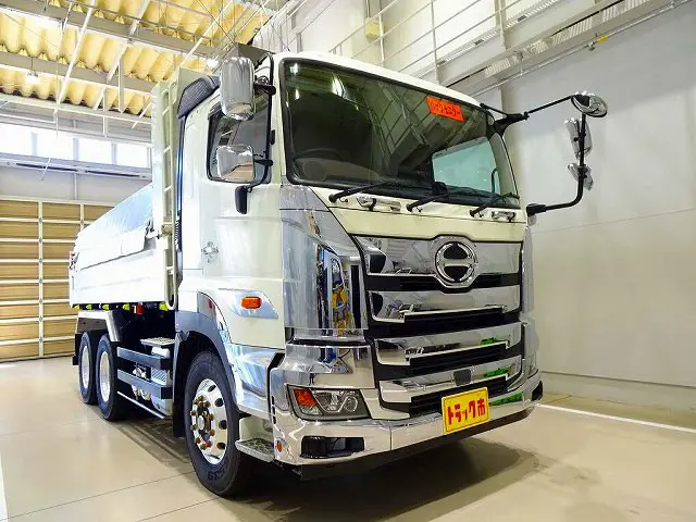 お問合せ管理No.B616 R3 プロフィア 8.9t 3軸 2デフ ダンプ 410ps メッキフロントバンパー/グリル/コーナー/左右ドア|日野 プロフィア 2DG-FS1EGA(6x4)の写真2