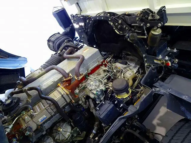 エンジンルーム|日野 プロフィア 2DG-FS1EGA(6x4)の写真40