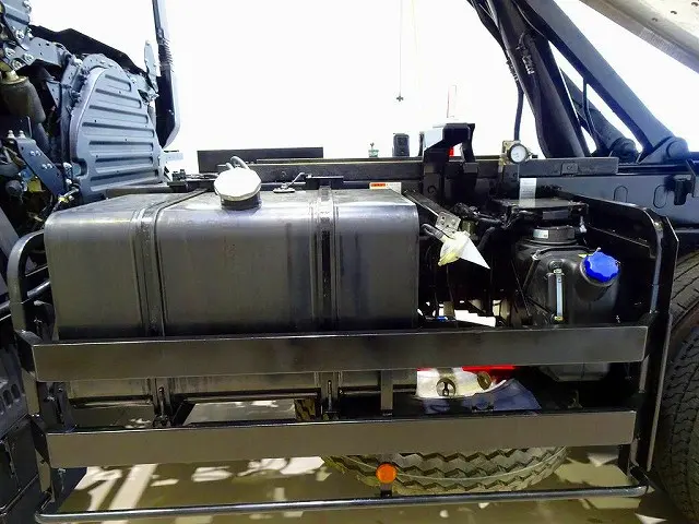 燃料タンク アドブルー|日野 プロフィア 2DG-FS1EGA(6x4)の写真41