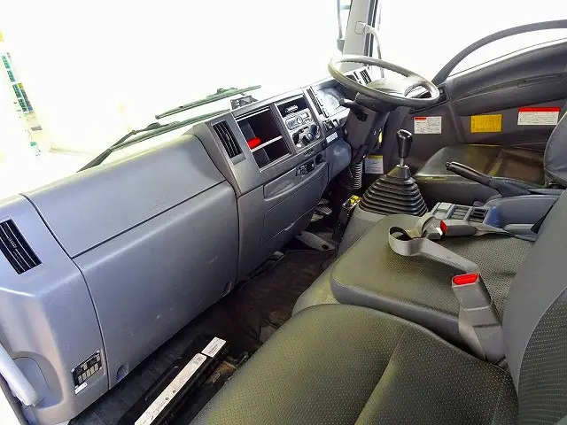 いすゞ フォワード TKG-FRR90S1(2WD)の写真8