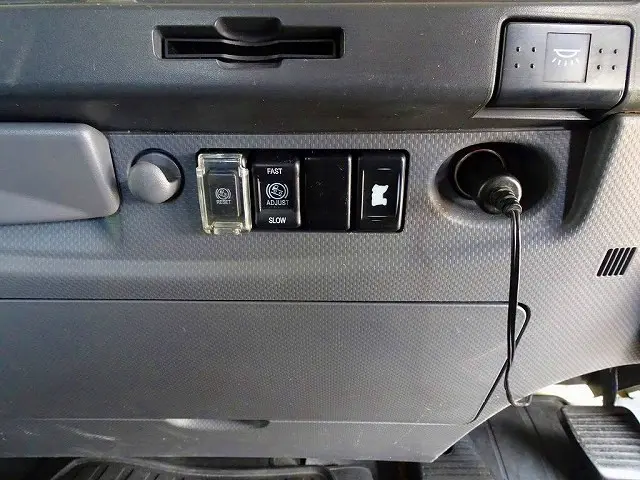 いすゞ フォワード TKG-FRR90S1(2WD)の写真14