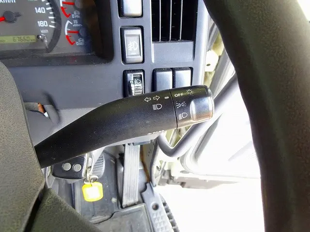 いすゞ フォワード TKG-FRR90S1(2WD)の写真21