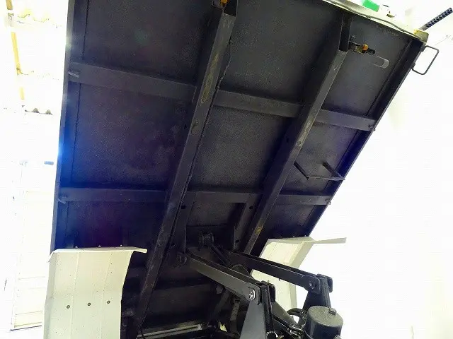 いすゞ フォワード TKG-FRR90S1(2WD)の写真31