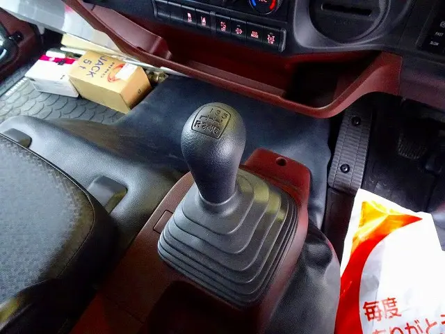 フロア6MT|日野 レンジャー 2KG-FC2ABA(2WD)の写真20