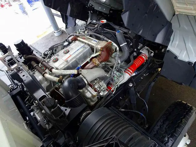 エンジンルーム|日野 レンジャー 2KG-FC2ABA(2WD)の写真39
