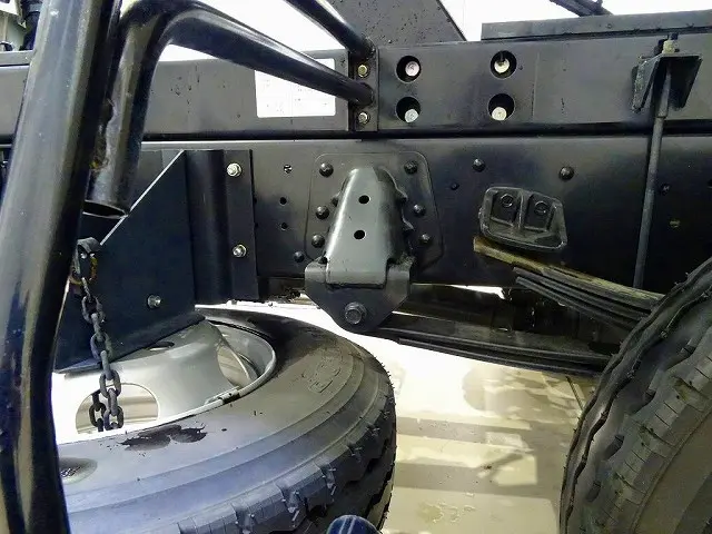 燃料タンク100L　右シャシフロント工具箱　シャーシは 錆止め/マフラー塗装 仕上げに力を入れています。|日野 レンジャー 2KG-FC2ABA(2WD)の写真42