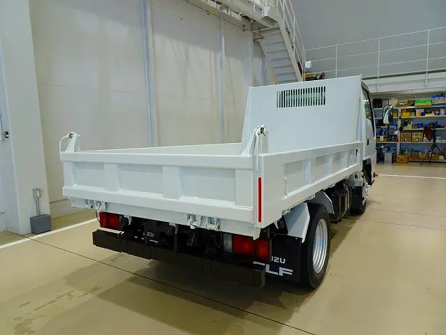 いすゞ エルフ TPG-NJR85AD(2WD)の写真3