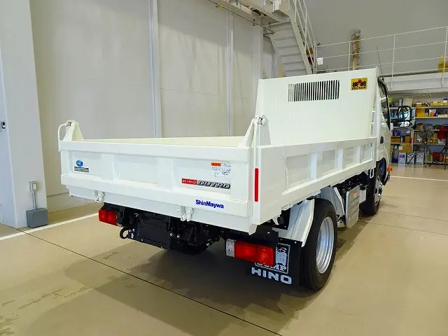お問合せ管理No.B721 R8 デュトロ 2t 4WD(切替式) FJL 強化ダンプ|日野 デュトロ 2WG-XZU676P(4WD)の写真3