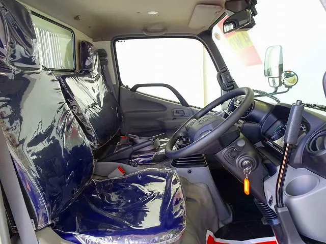 車線逸脱警報装置 PCS アイドリングストップ LEDヘッドライト/フォグランプ TRC クリアランスソナー 室内LED灯 |日野 デュトロ 2WG-XZU676P(4WD)の写真6