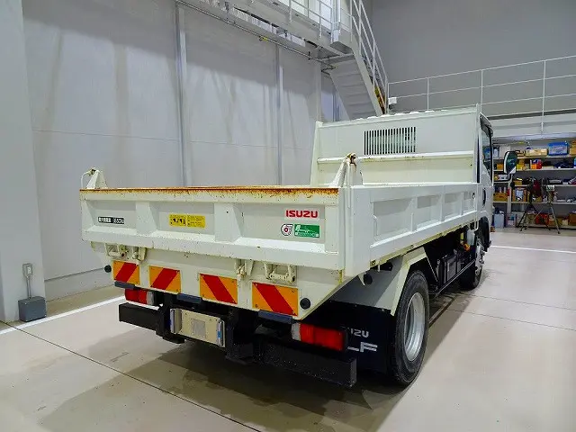 いすゞ エルフ 2RG-NPR88YN(2WD)の写真7