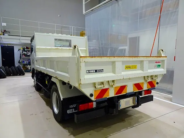 いすゞ エルフ 2RG-NPR88YN(2WD)の写真8