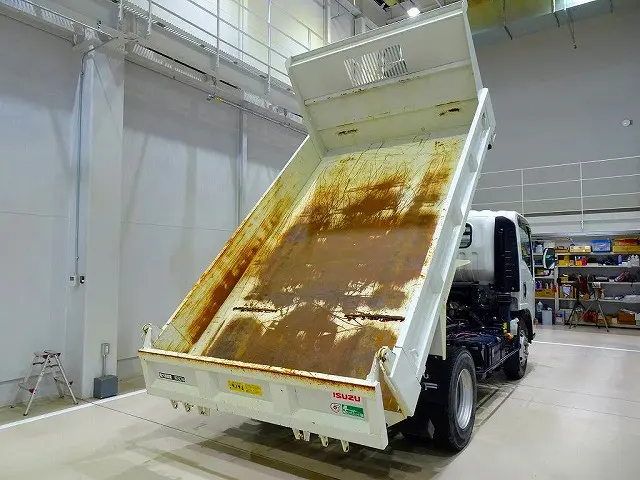 いすゞ エルフ 2RG-NPR88YN(2WD)の写真11