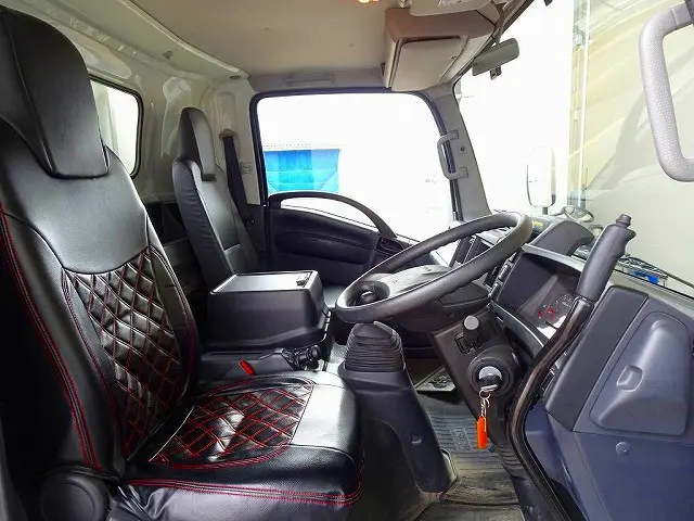 いすゞ エルフ 2RG-NPR88YN(2WD)の写真14