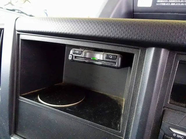 いすゞ エルフ 2RG-NPR88YN(2WD)の写真21