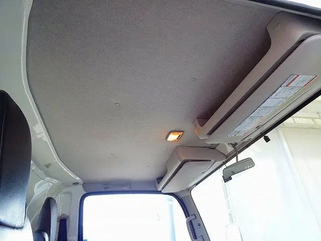 いすゞ エルフ 2RG-NPR88YN(2WD)の写真23