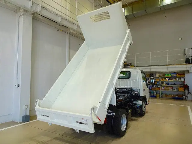 管理No.B746 R7 エルフ 2t 4WD(切替式) FFL 強化ダンプ 未使用車|いすゞ エルフ 2PG-NKS88AD(4WD)の写真26