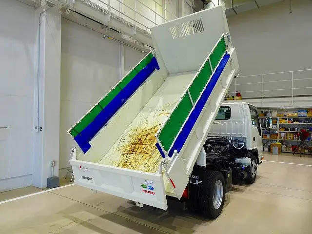 いすゞ エルフ 2PG-NKS88AN(4WD)の写真24