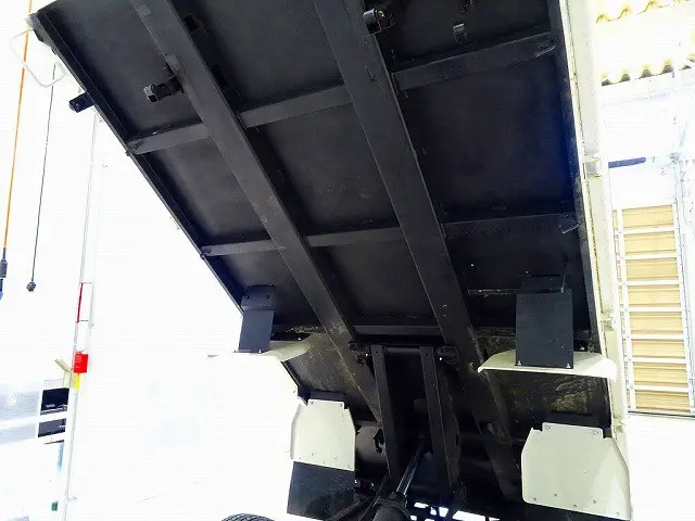 いすゞ エルフ 2PG-NKS88AN(4WD)の写真31