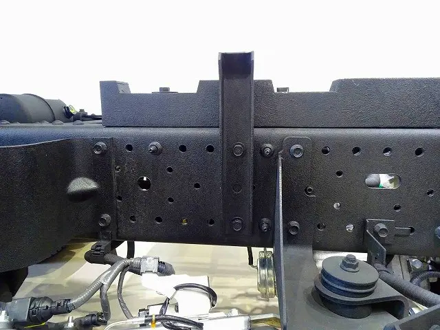 いすゞ エルフ 2PG-NKS88AN(4WD)の写真44