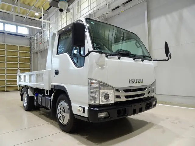 いすゞ エルフ 2RG-NKR88AD(2WD)の写真2