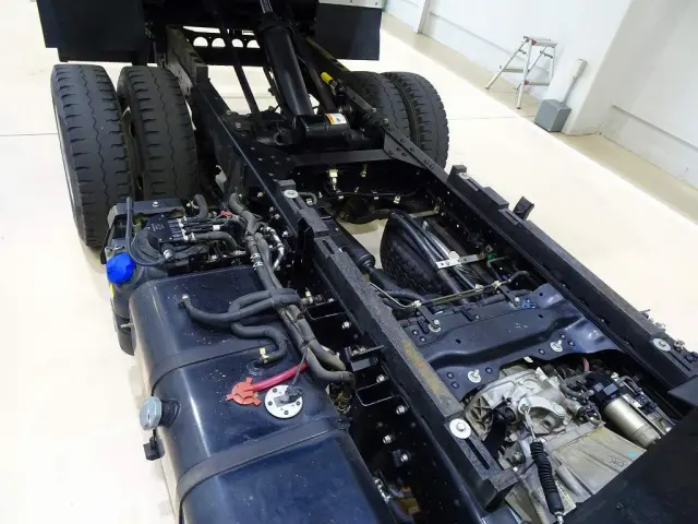 いすゞ エルフ 2RG-NKR88AD(2WD)の写真32