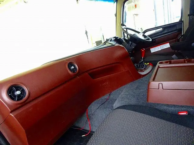 日野 プロフィア 2DG-FS1AGA(6x4)の写真7