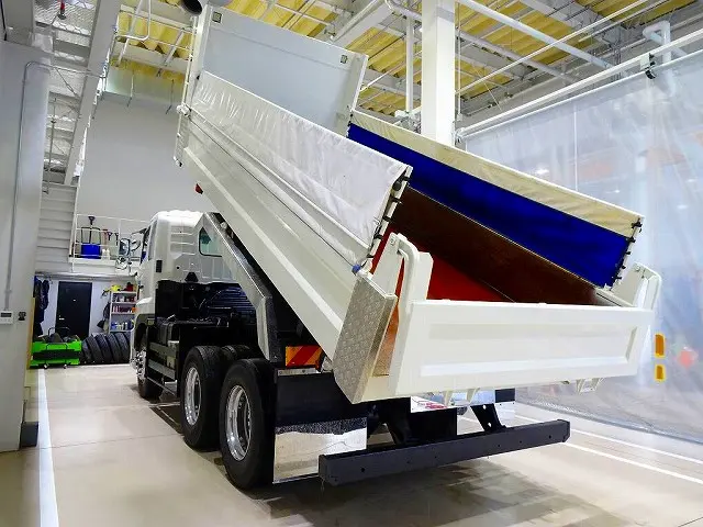 日野 プロフィア 2DG-FS1AGA(6x4)の写真33