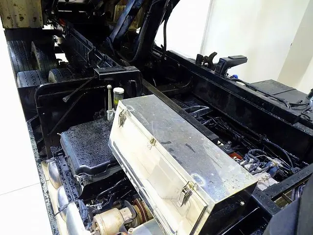 日野 プロフィア 2DG-FS1AGA(6x4)の写真36