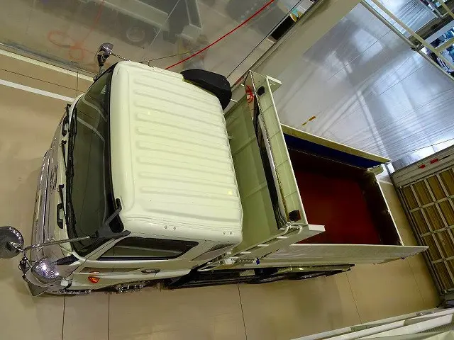 日野 プロフィア 2DG-FS1AGA(6x4)の写真39