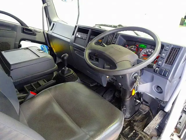 いすゞ フォワード TKG-FRR90S2(2WD)の写真5