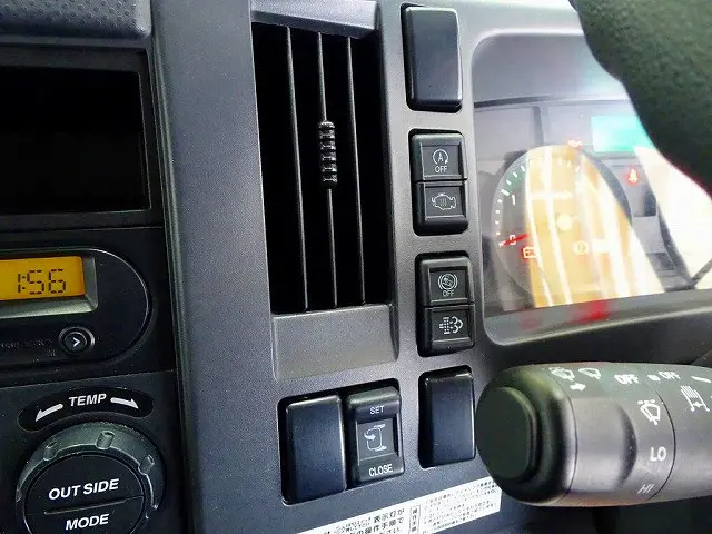 いすゞ フォワード TKG-FRR90S2(2WD)の写真14