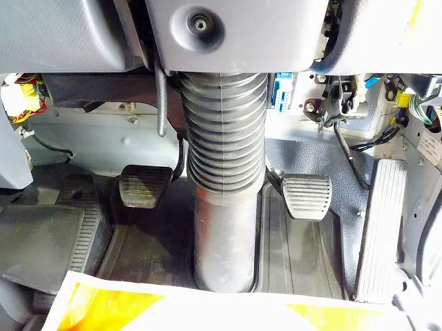 いすゞ フォワード TKG-FRR90S2(2WD)の写真17