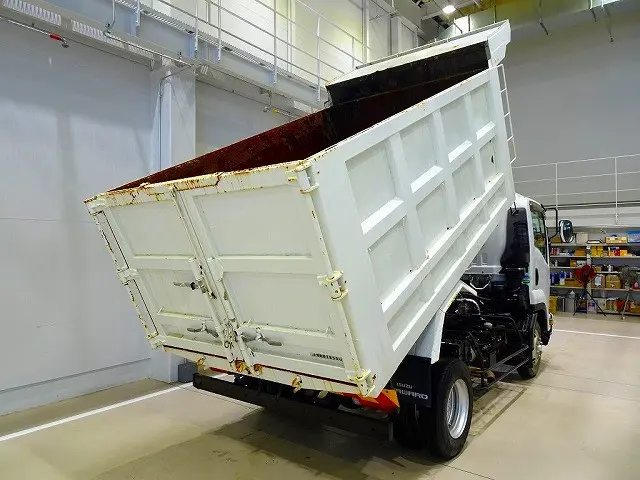 いすゞ フォワード TKG-FRR90S2(2WD)の写真26