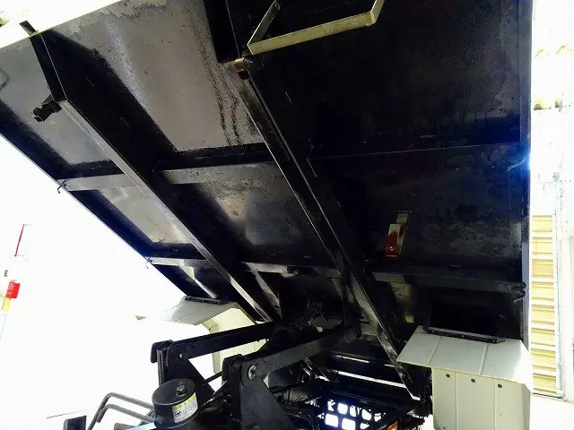 いすゞ フォワード TKG-FRR90S2(2WD)の写真32