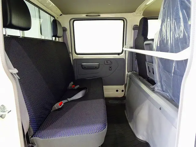 Wキャブ 6人乗り PW(フロント/リア) リアヒーター付|トヨタ ダイナ 2DG-GDY281(4WD)の写真19