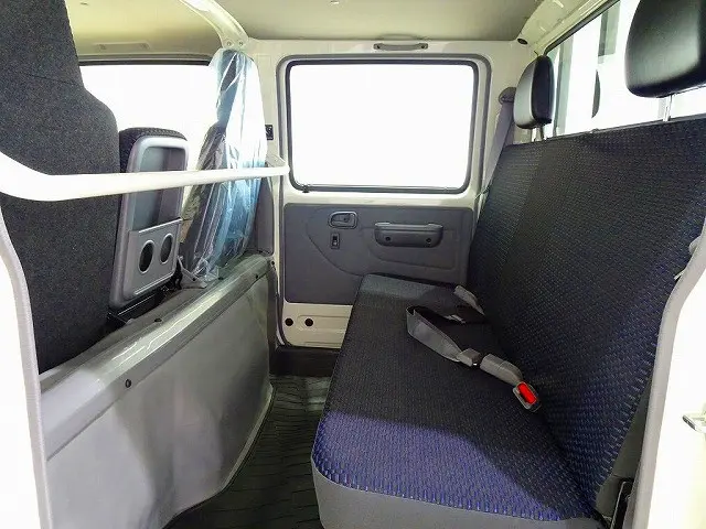 Wキャブ 6人乗り PW(フロント/リア) リアヒーター付|トヨタ ダイナ 2DG-GDY281(4WD)の写真21