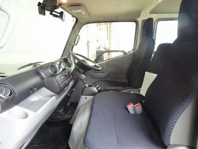 トヨタ ダイナ 2DG-GDY281(4WD)の写真8