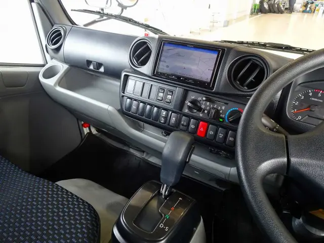 トヨタ ダイナ 2DG-GDY281(4WD)の写真9