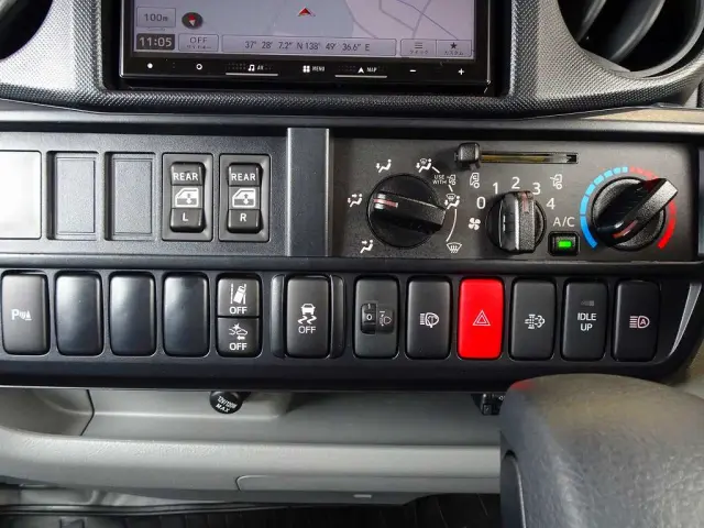トヨタ ダイナ 2DG-GDY281(4WD)の写真11