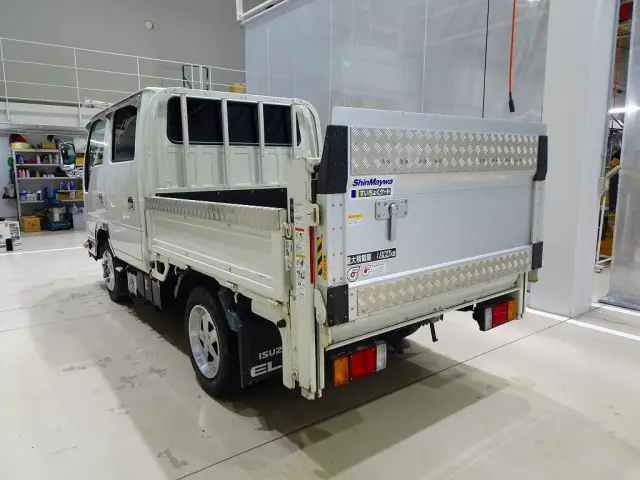 いすゞ エルフ 2RG-NJS88A改(4WD)の写真4