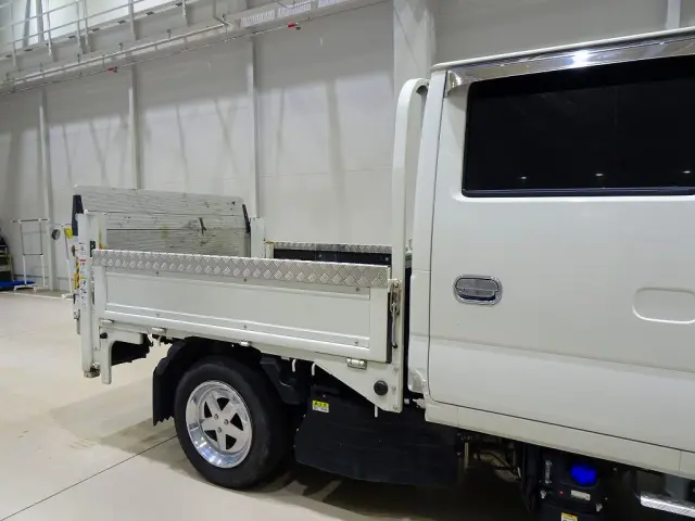 いすゞ エルフ 2RG-NJS88A改(4WD)の写真26