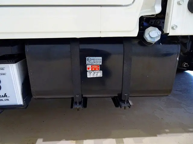 いすゞ エルフ 2RG-NJS88A改(4WD)の写真41