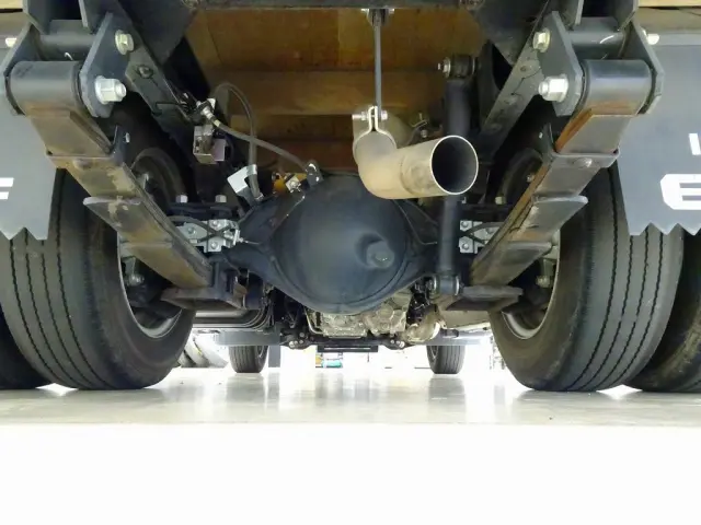 いすゞ エルフ 2RG-NJS88A改(4WD)の写真42