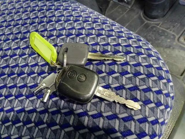 いすゞ エルフ 2RG-NJS88A改(4WD)の写真47